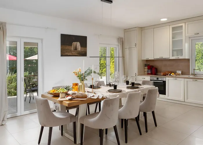 Cvita Domenica Enjoy Istria * Labinci